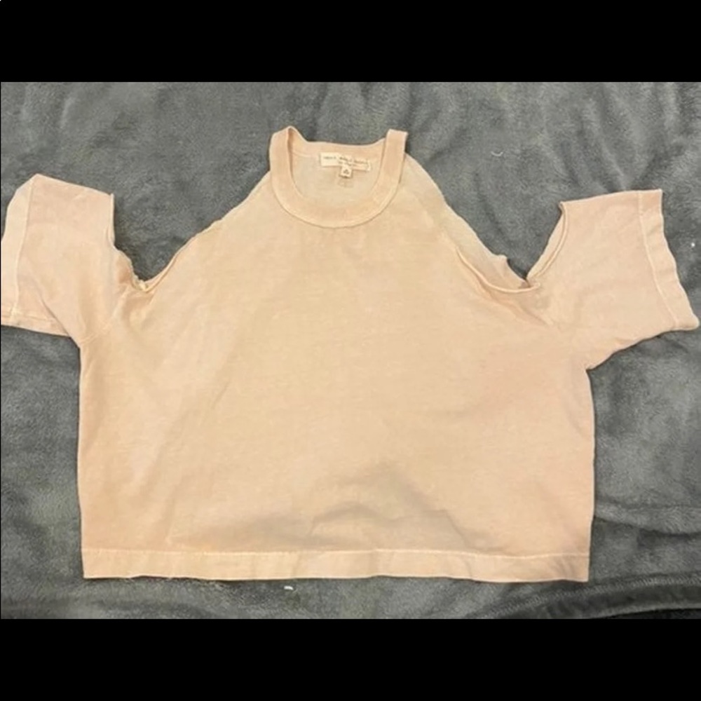 Cold shoulder top